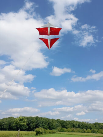 Der Mezger-Drachen am Himmel