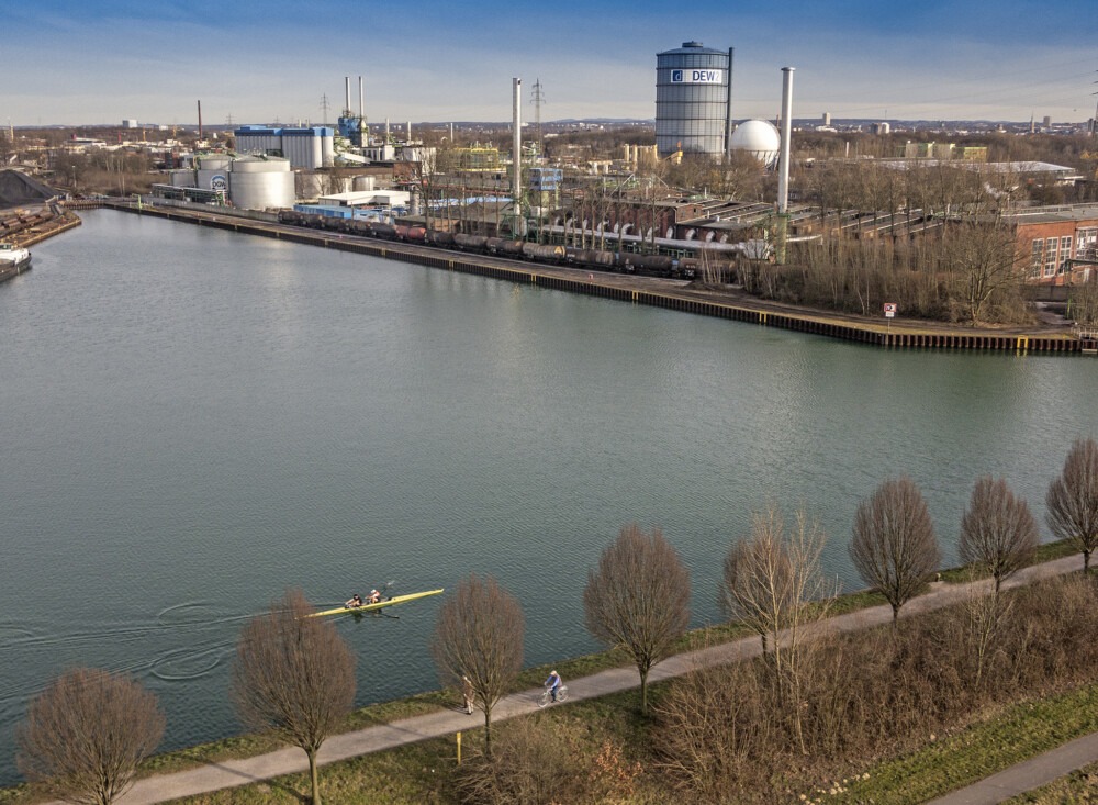 Ruderer auf dem Dortmund Ems Kanal